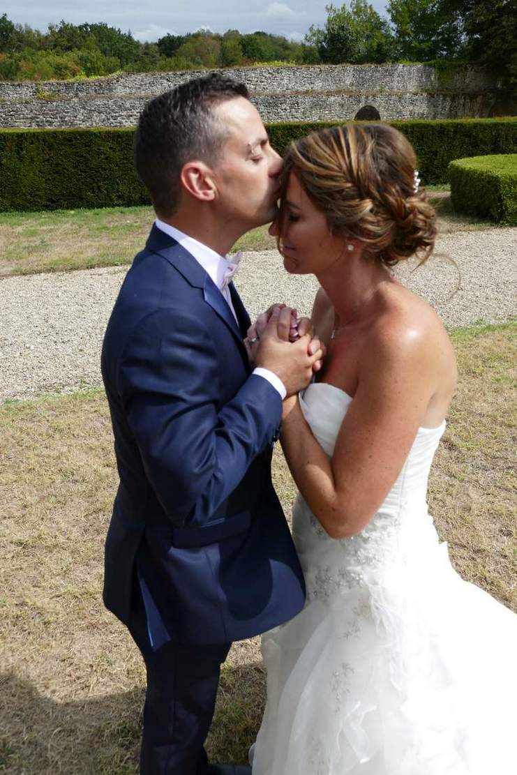 book photo mannequin